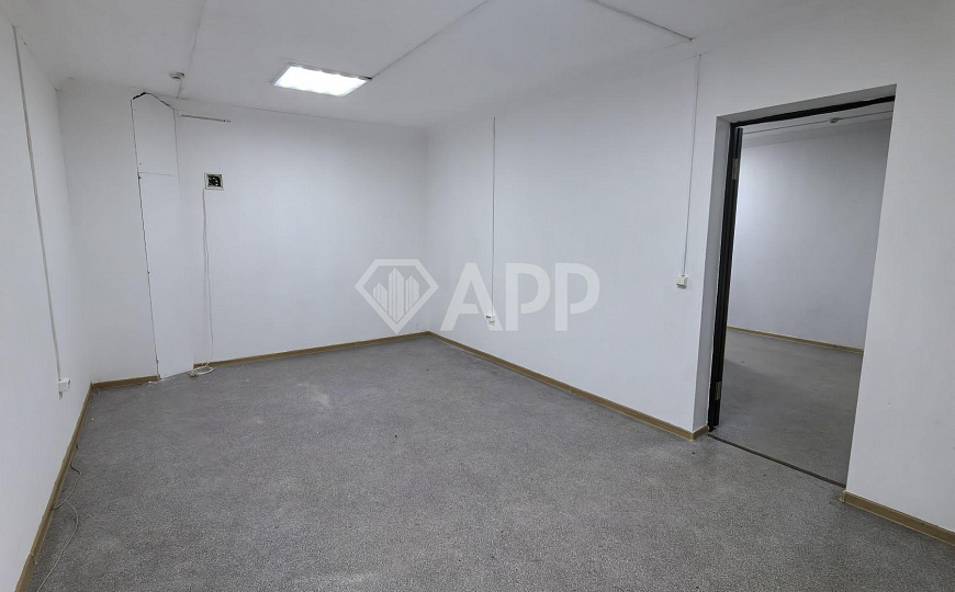 Сдам торговое помещение, 157,9 м² фото