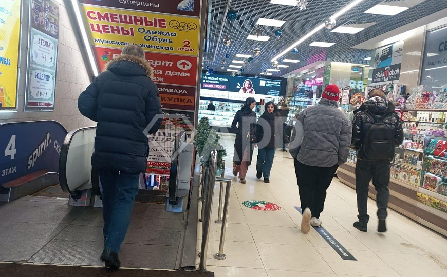 Сдается псн 600 метров в популярном ТЦ, проходимость 17 000 человек в день фото