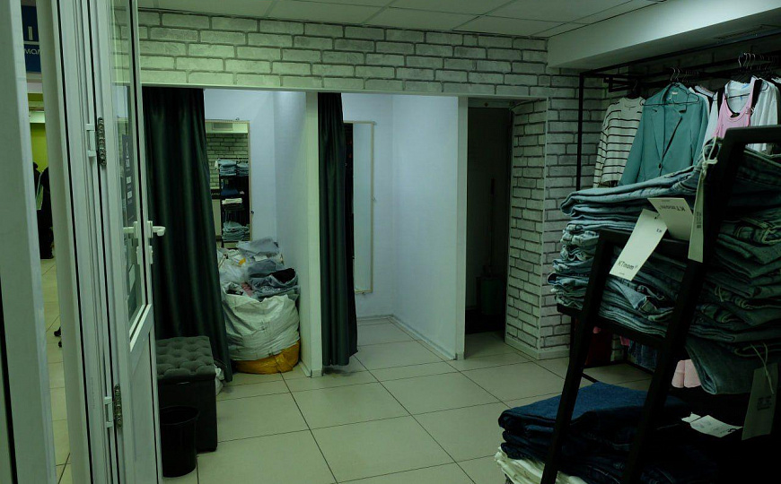 Помещение 20 м2 в Торговом центре фото