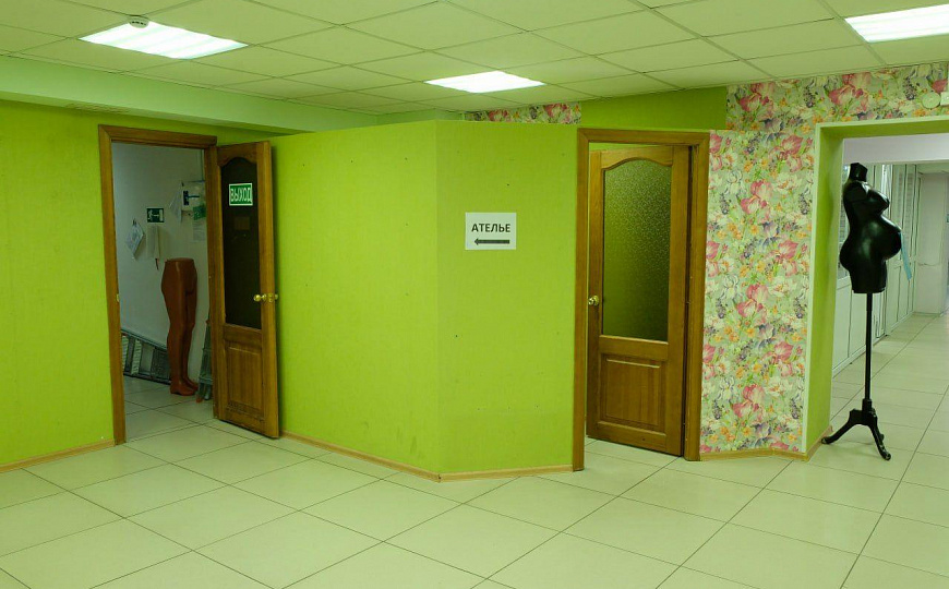 Помещение 25 м2 в Торговом центре фото