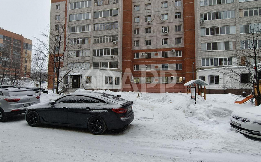 Первый этаж в кабинетной нарезке фото
