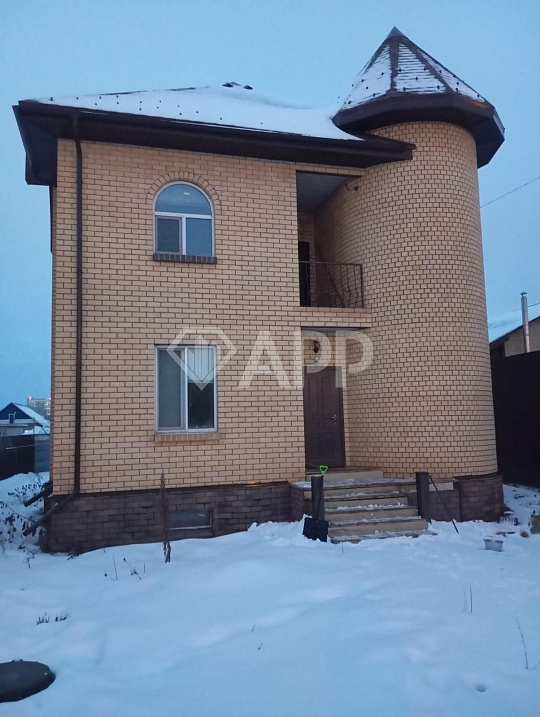 Продаётся здание с участком под гостиницу, хостел и др. фото