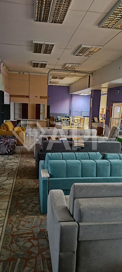 торговое помещение на трафике с удобной планировкой фото