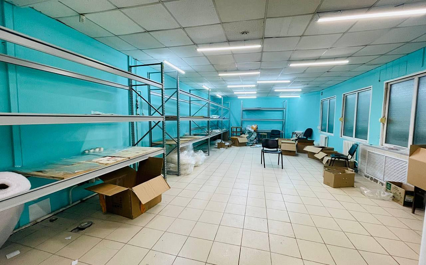 Сдам помещение на 1 линии 90м² фото