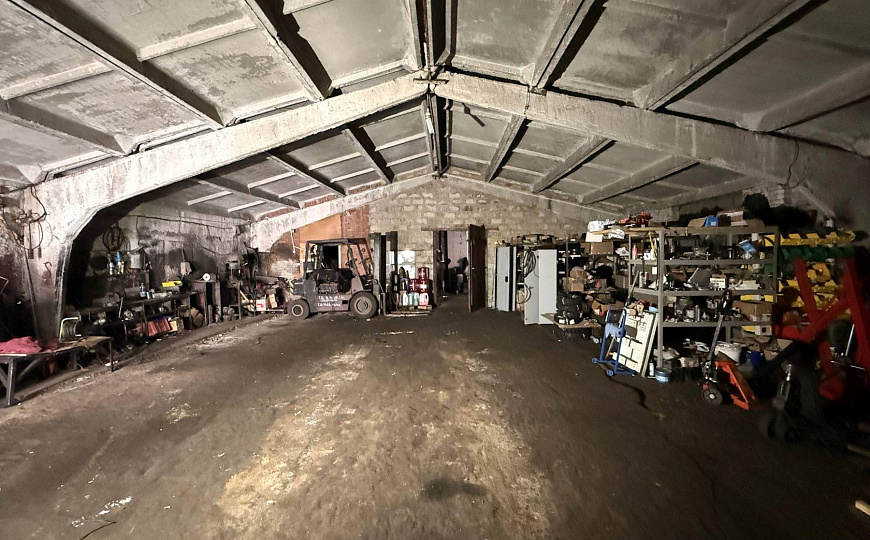 Складской комплекс , производственная база + земля в собственности.  фото