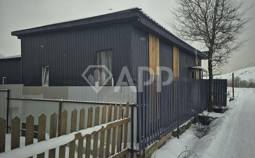 Продам жилой дом 120 м² с участком. фото