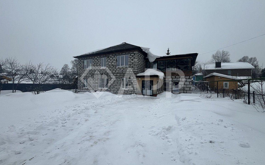 Здание под офис 200м² с парковкой фото