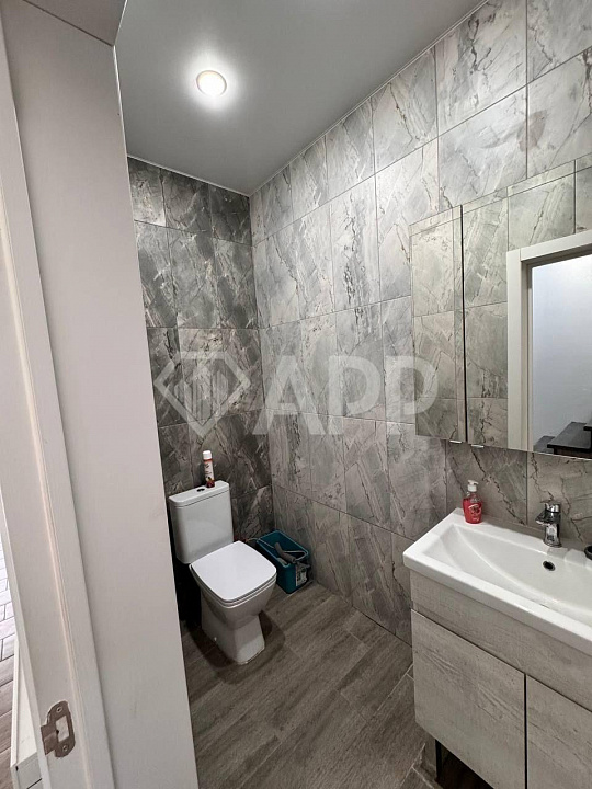 Здание под офис 200м² с парковкой фото