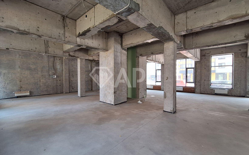 Помещение на трафике,  245.7М2 фото