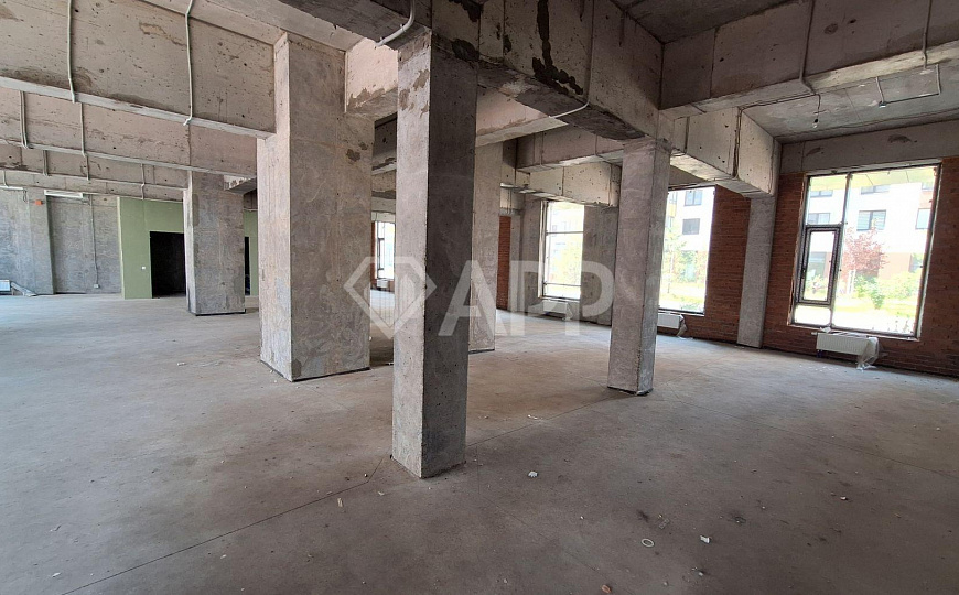 Помещение на трафике,  245.7М2 фото