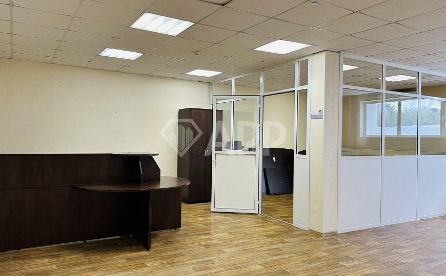 Сдаю просторный офис Опен-спейс 185м² фото