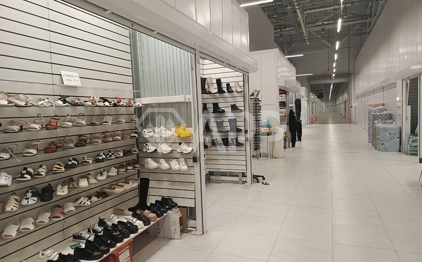 Сдам торговую площадь в ТЦ Мегастиль. фото