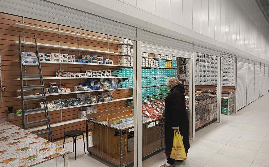 Сдам торговую площадь в ТЦ Мегастиль. фото