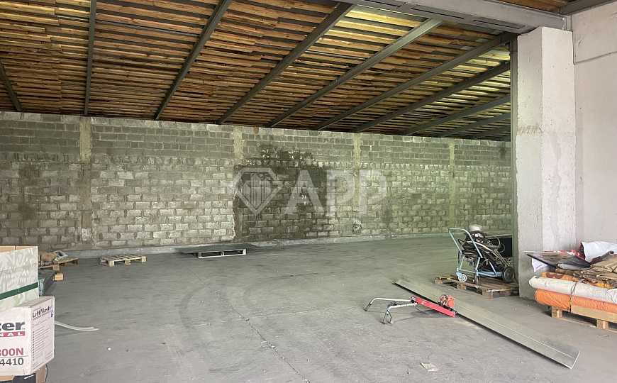 Сдам складское помещение, 223 м² фото