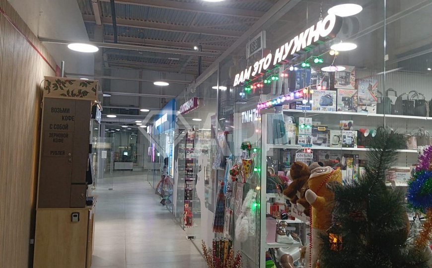 Торговое помещение  45,3 м2 в ТЦ ждет своего арендатора! фото