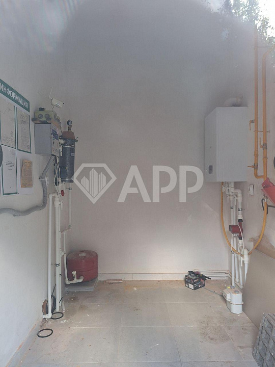 Продам здание на первой линии, 173м² фото