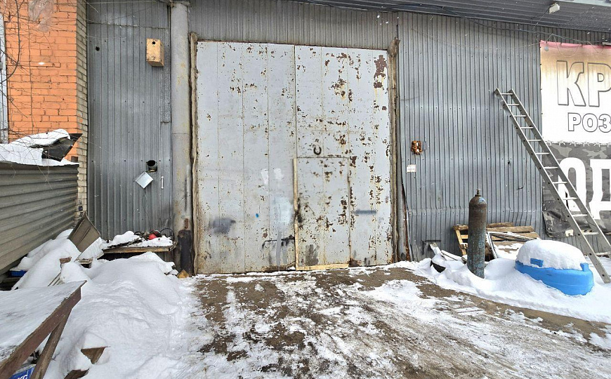 Автосервис на 1 линии, 200 кв.м фото