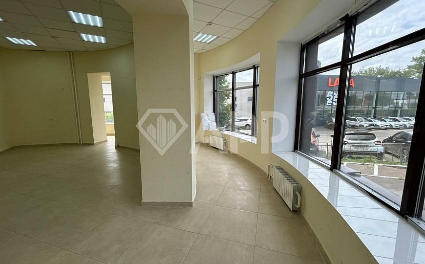 Сдаю помещение на первой линии по Восстания, 159,2кв. м. фото