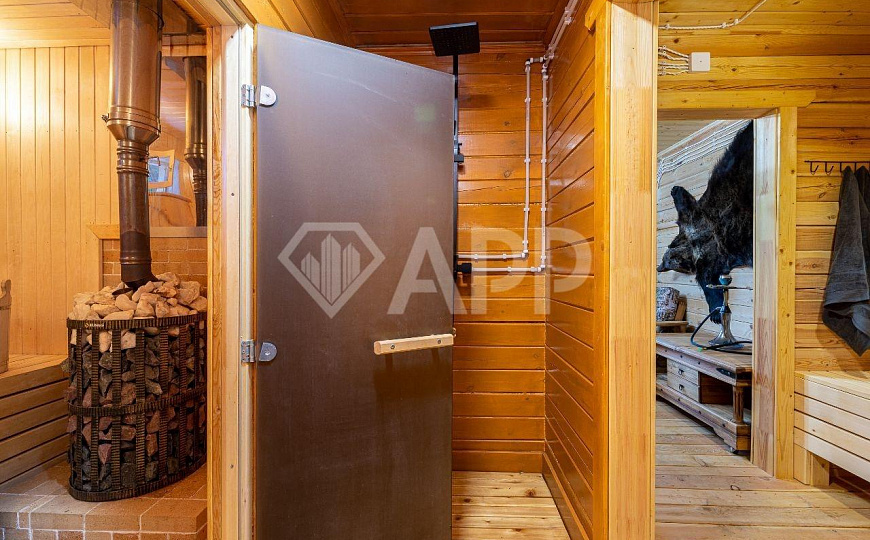 Земля 2 Га + банный комплекс. Готовый бизнес фото