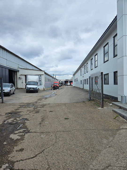 Сдается бокс  813 м² фото