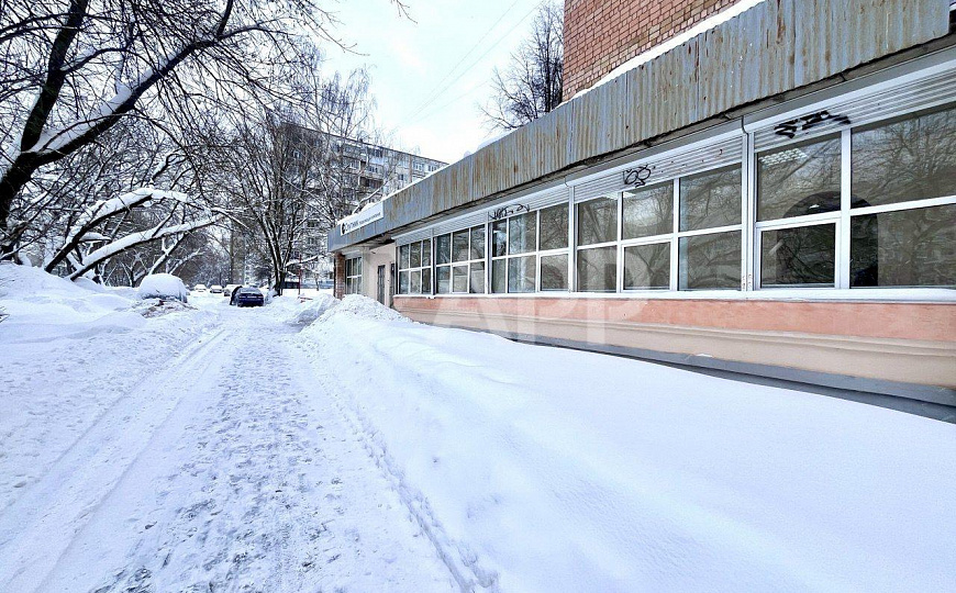 В продаже отдельно стоящее здание, 1 линия фото