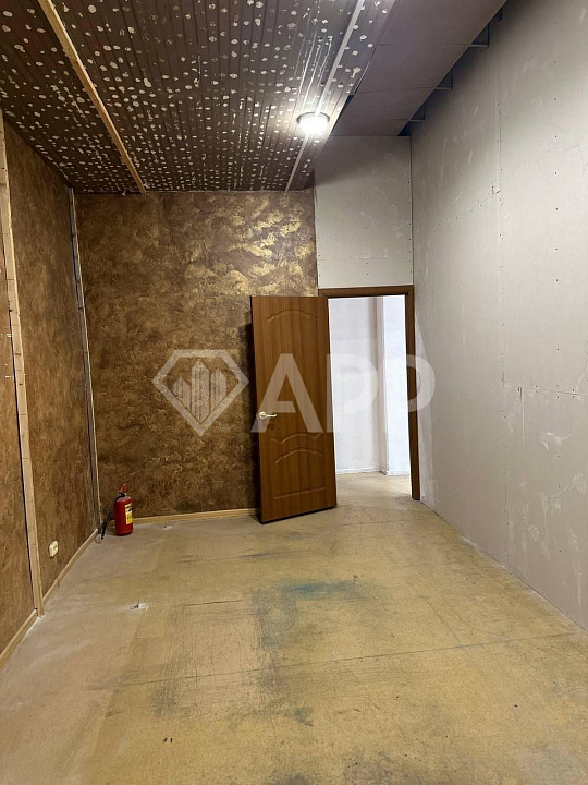 Сдам помещение в торгом центре фото