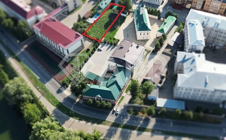 Коммерция в центре Казани – участок 817 м² + дом фото