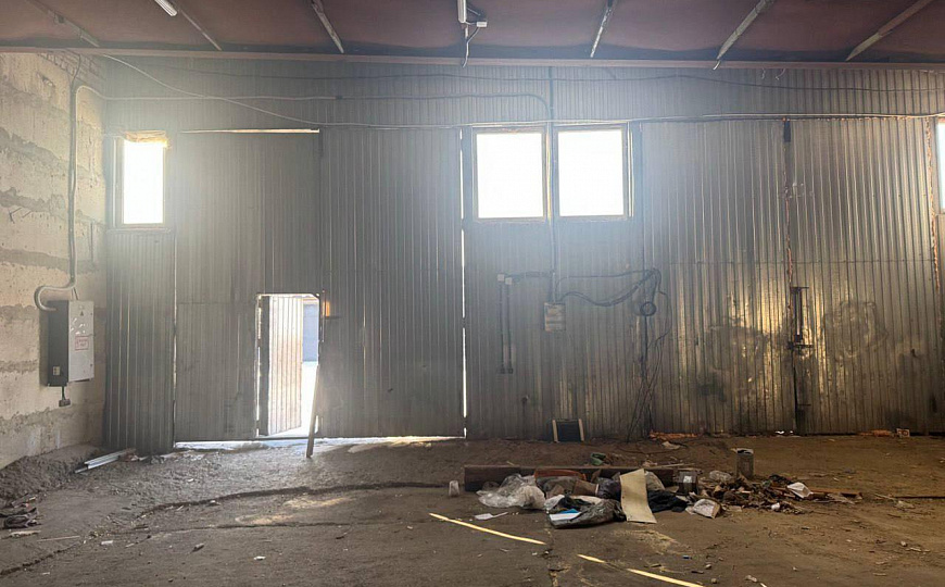 Складское помещение с удобным подъездом и охраной фото