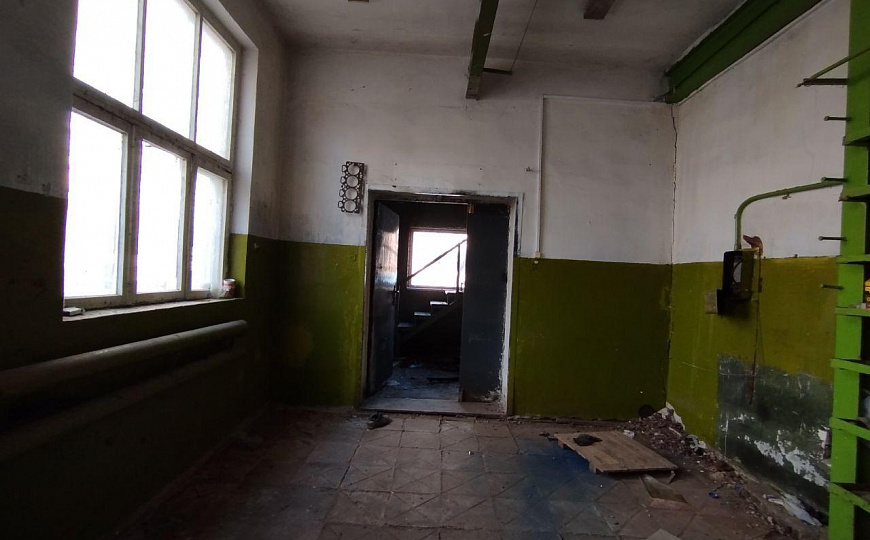 Производственное помещение 322,2 м2 на собственном земельном участке 0,57 га фото