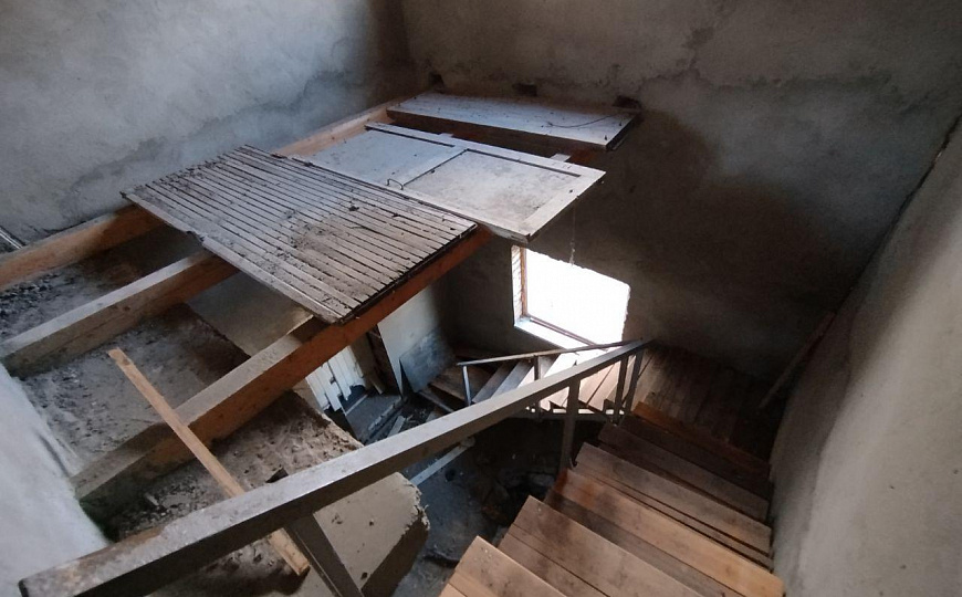 Производственное помещение 322,2 м2 на собственном земельном участке 0,57 га фото