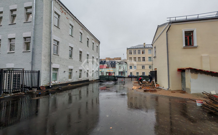 Продам здание на Таганке с парковкой фото