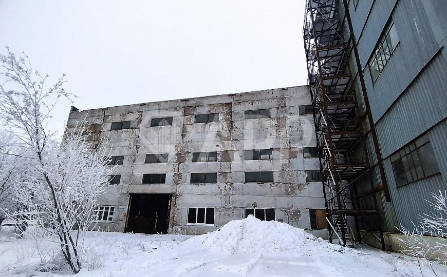 Теплый склад в кран балкой ! фото