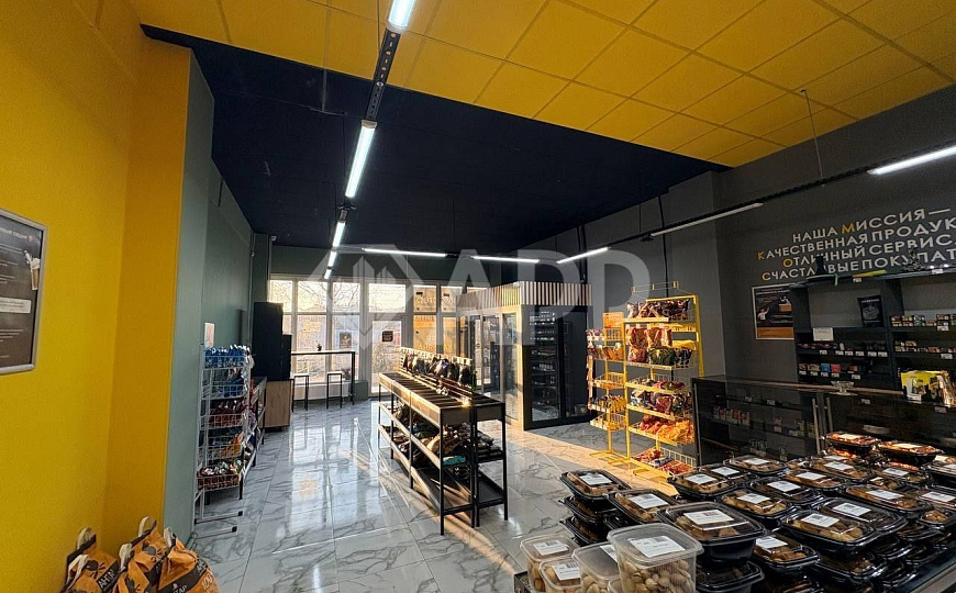 Сдам торговое помещение 100 м2 фото