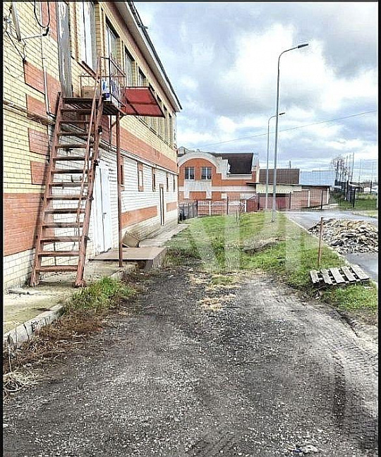 Сдам отдельно стоящее здание, 284,1 м² фото