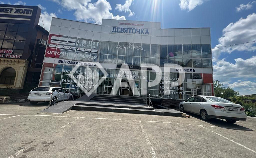 Сдам торговое помещение, 2 800 м² фото