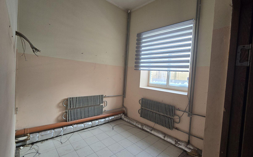 Сдам теплое производственно-складское помещение. фото