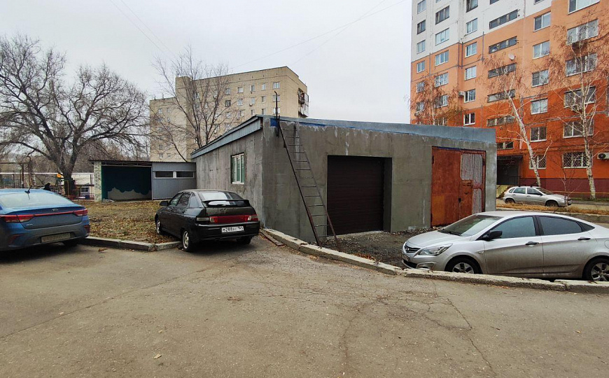 Отдельно стоящее здание, 200 м² фото