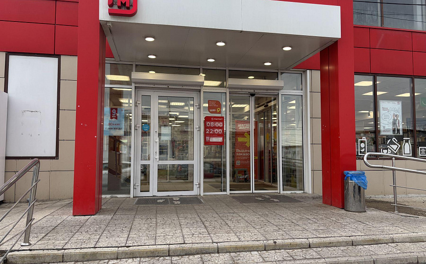 Аренда 1 линия офис,магазин фото