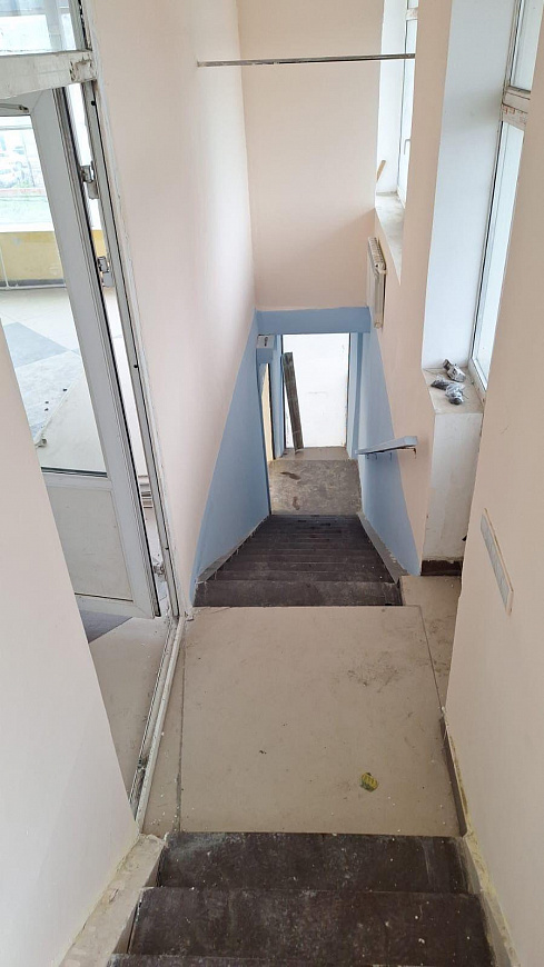 Аренда 1 линия офис,магазин фото