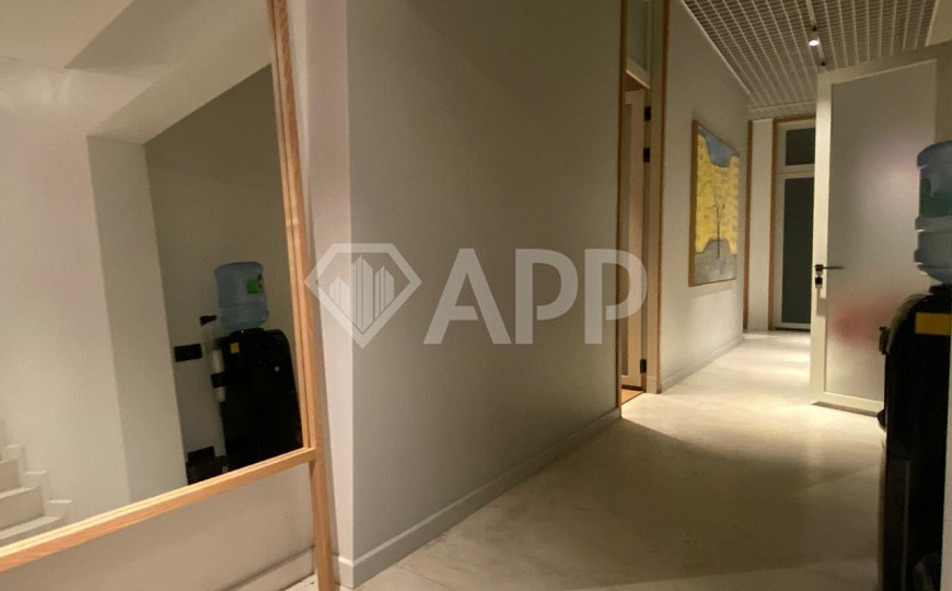 Помещение с ремонтом под разную деятельность, 177,2м² фото