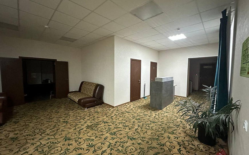 Продается помещение свободного назначения фото