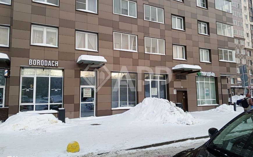 Помещение на углу 95м² в крупном ЖК фото