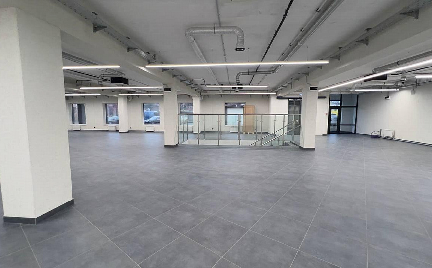 Сдам отдельно стоящее здание,600м2 фото