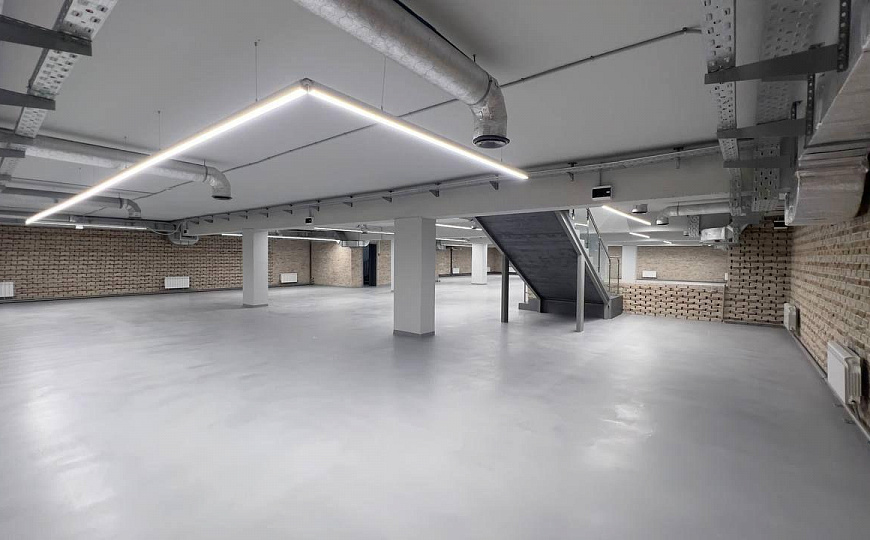 Сдам отдельно стоящее здание,600м2 фото