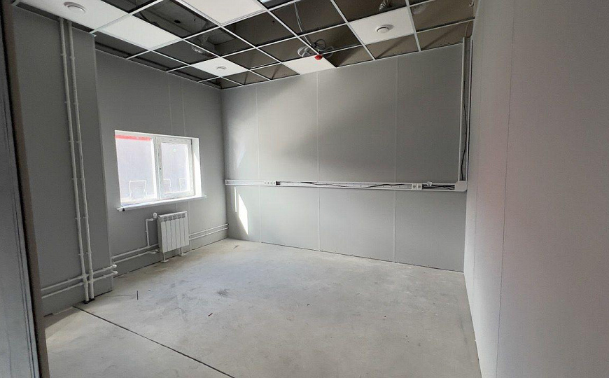 Сдам складское помещение, 1750 м² фото