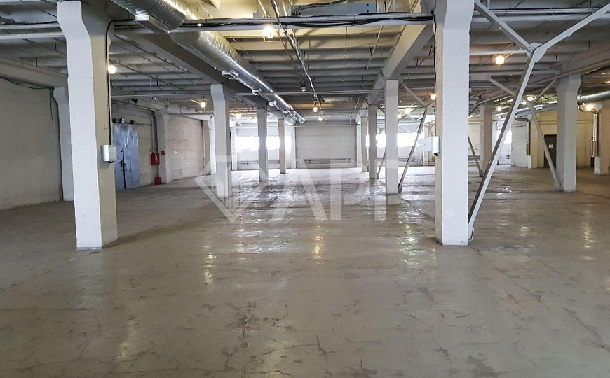 Теплый склад 2500м.кв фото