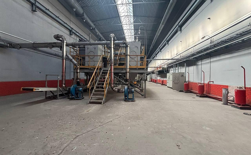 Производство с кран-балками/ склад  3800 м2 фото