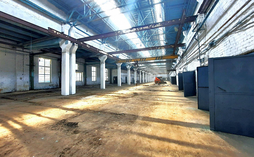 База 7 500 м² фото