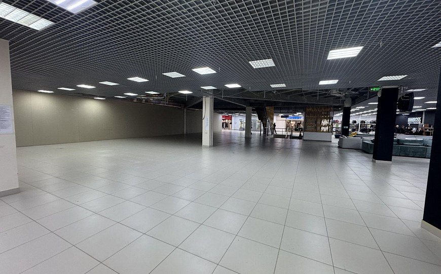 Помещение на фудкорте в ТЦ Столплит от 50 м2 фото