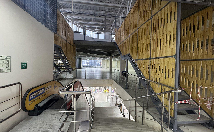 Помещение на фудкорте в ТЦ Столплит от 50 м2 фото